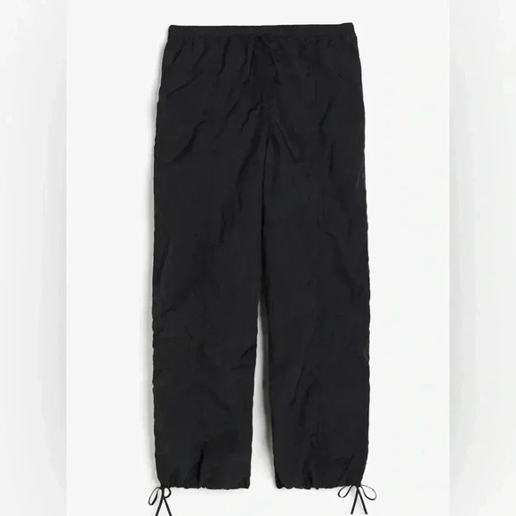 H&M Parachute Loose Fit Oversized Black Pants size XXS - Picture 3 of 4